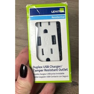 Leviton‎ T5632-W White Duplex USB Charger Resistant Outlet 15A 125V 3.6A USB